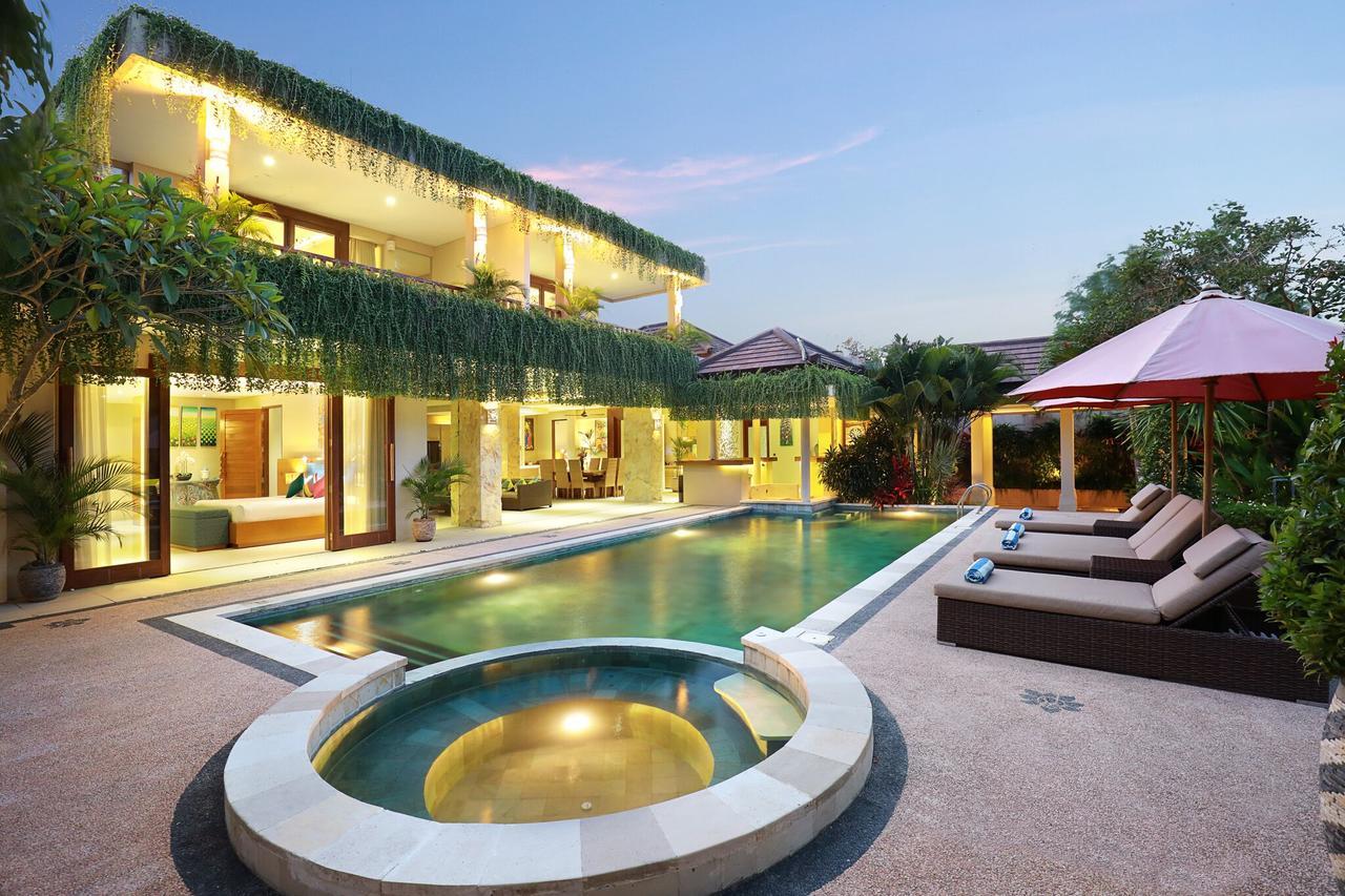 Villa J Deluxe Canggu Exterior foto